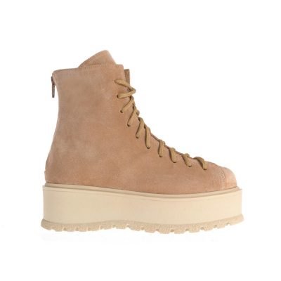 Ghete Valentina camel